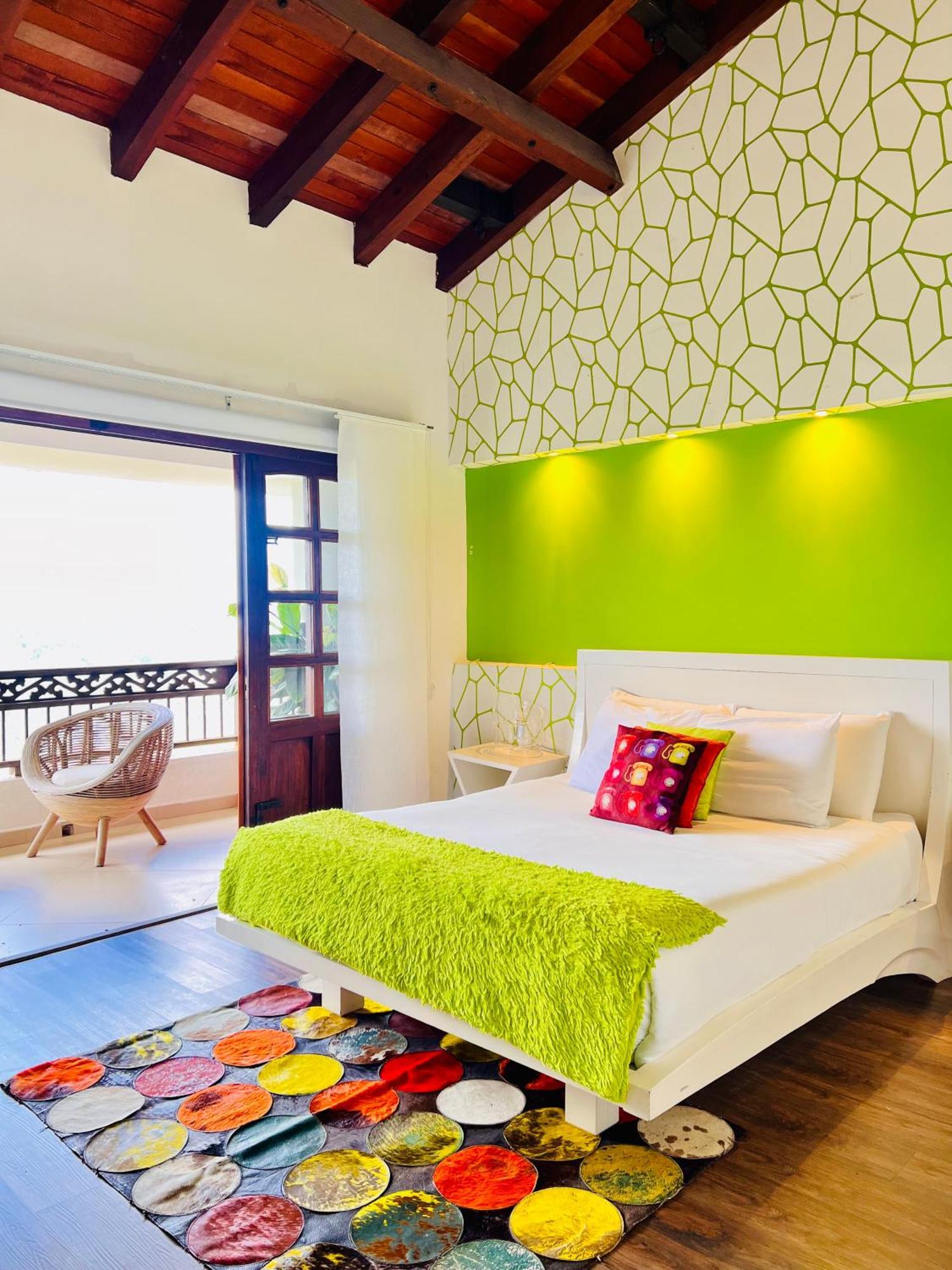 Hotel Reserva Monarca ซาเลนโต ภายนอก รูปภาพ