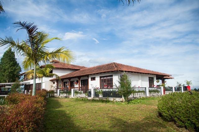 Hotel Reserva Monarca ซาเลนโต ภายนอก รูปภาพ